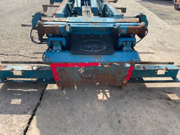 2017 BOUGHTON 8132 BIG HOOK SKIP GEAR.....772.. 311146691