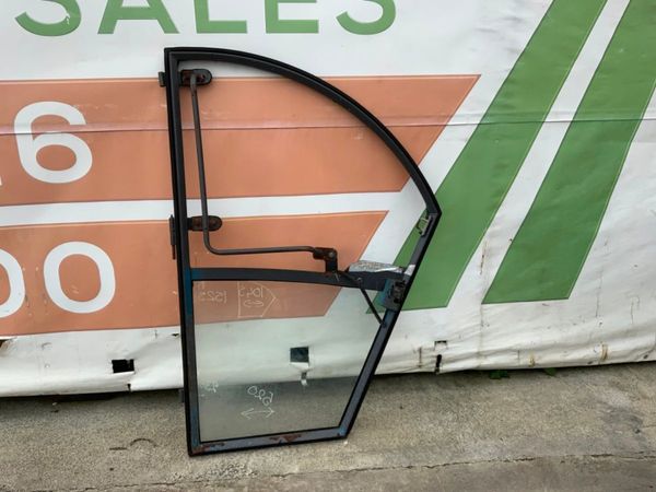 NEW HOLLAND 1745 TELEPORTER DOOR. 311188243
