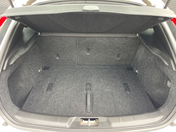 2015 VOLVO V40 (S30) 312126373