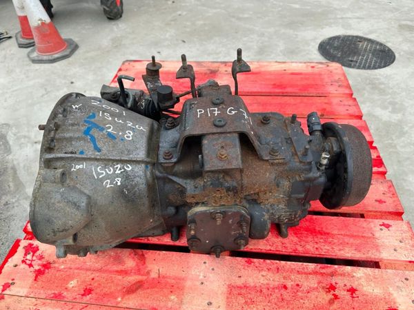 2001 ISUZU NPR ...2.8 GEARBOX.....P17G71 312337920