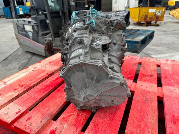 AUDI A4...2.0 TDI 6 SPEED GEARBOX......P17G73 312338218