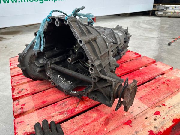AUDI A4...2.0 TDI 6 SPEED GEARBOX......P17G73 312338210