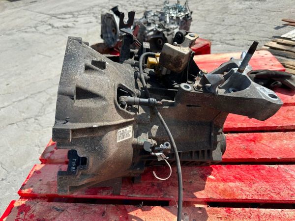 FORD TRANSIT GEARBOX 2.2 FWD....P21G82 312781363