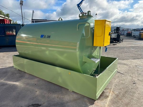 NEW 9000 LITRE FUEL BOWSER TANK. 312964019