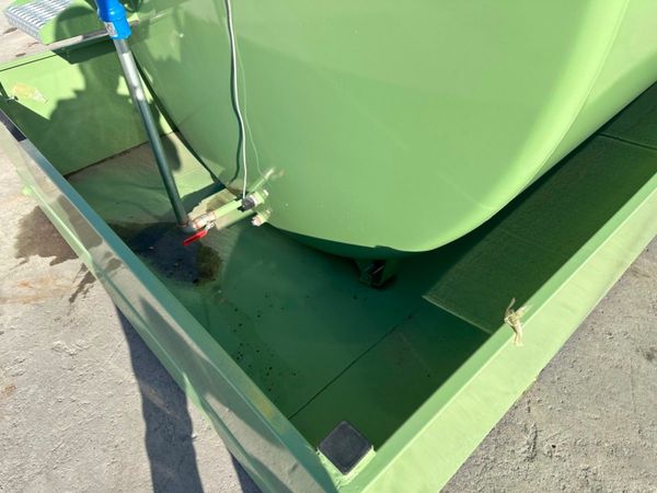 NEW 9000 LITRE FUEL BOWSER TANK. 312964030