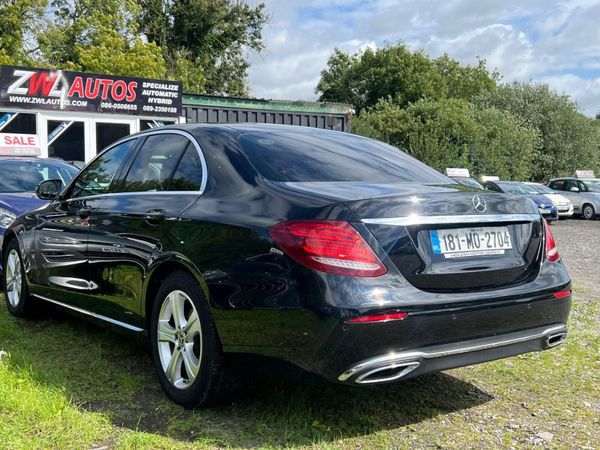 181 Mercedes-Benz E-Class 313785622
