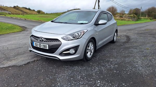 Hyundai i30 2015 324034206