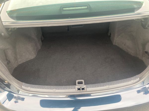 Toyota Avensis 2.0D4D Busniess Edition 324044010