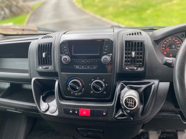Peugeot Boxer LOW MILEAGE 324045171