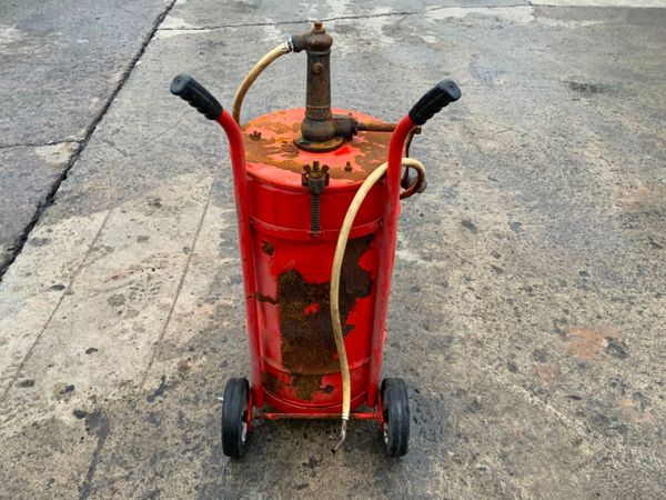 OIL DELIVERY PUMPS / TROLLEY.......CHOICE....34v. 324759708