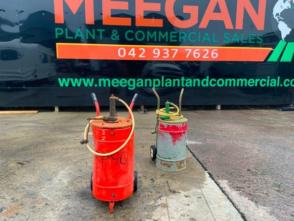 OIL DELIVERY PUMPS / TROLLEY.......CHOICE....34v. 324759712