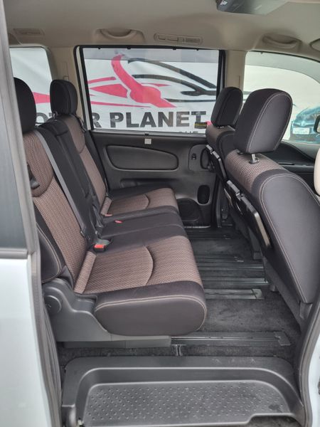 2014 Nissan Serena 2.0 Hybrid Highway Star 8 Seate 324867426