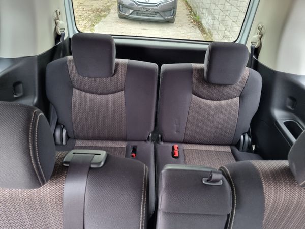 2014 Nissan Serena 2.0 Hybrid Highway Star 8 Seate 324867522