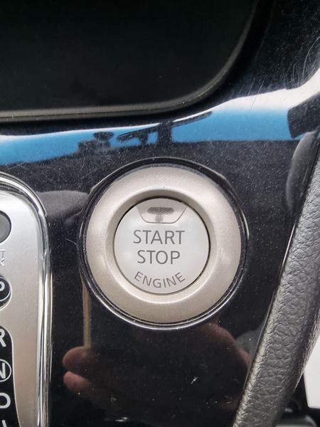 2014 Nissan Serena 2.0 Hybrid Highway Star 8 Seate 324867921