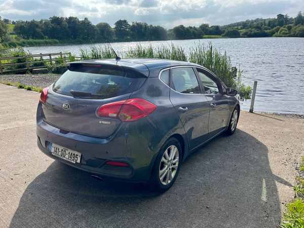 Kia Ceed 2014 325354845