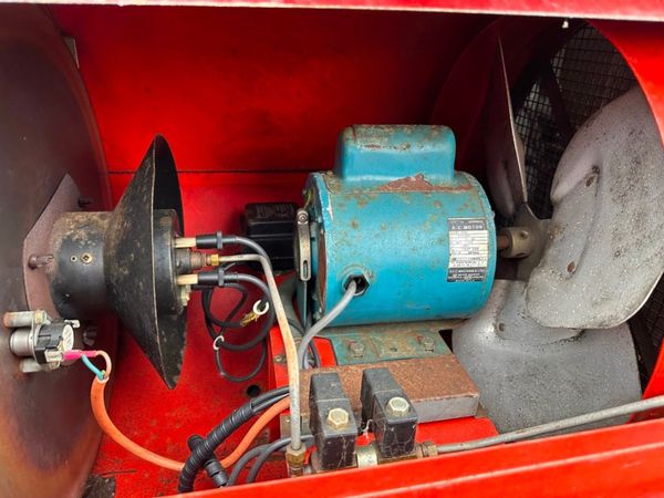 HEATING & LIGHTING SUPPLY TRAILERS.....EX MOD. 325449555