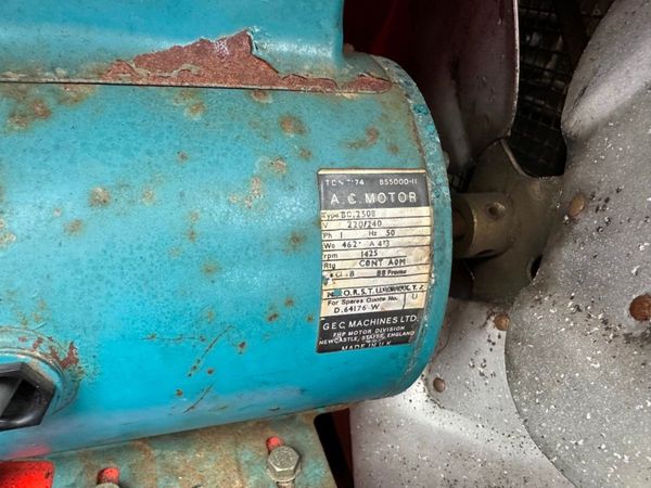 HEATING & LIGHTING SUPPLY TRAILERS.....EX MOD. 325449557
