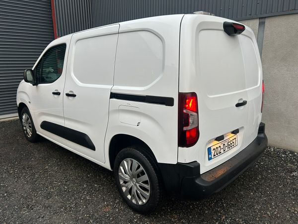 2020 Peugeot Partner 'Professional Plus 325486622