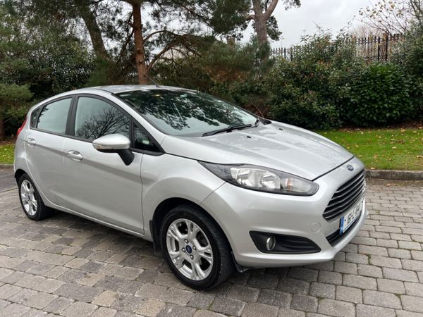 Ford Fiesta 2016 1.25 LOW KMS 5 Door 325779820