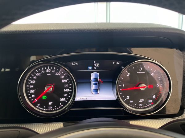2016  Mercedes-Benz E-Class E220d - NEW NCT 325859890