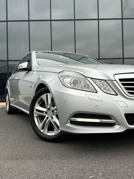 Mercedes-Benz E220d 325850483