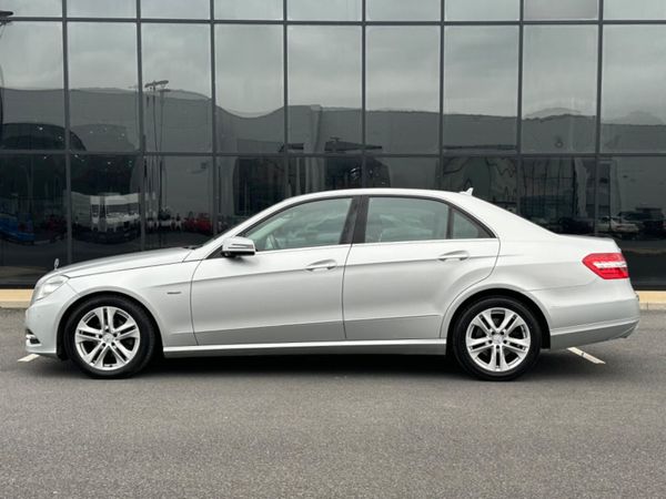 Mercedes-Benz E220d 325850490