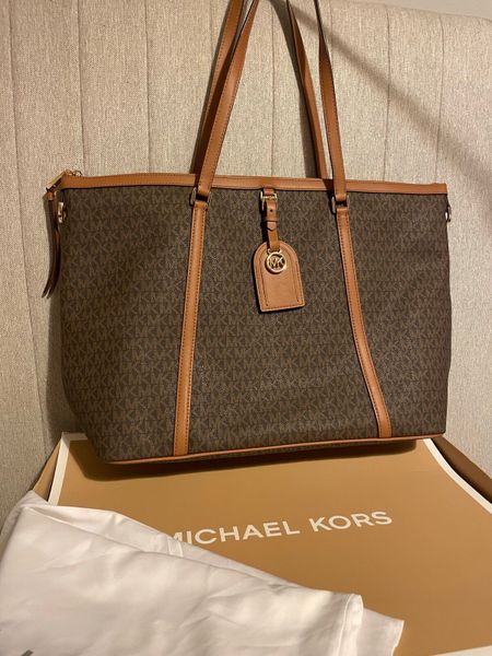 michael kors bags 61 All Sections Ads For Sale in Ireland DoneDeal