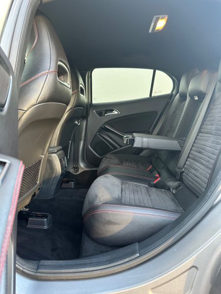 Mercedes-Benz GLA AMG 326208004