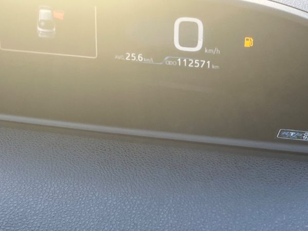 Toyota Prius ** new Arrival **2016 326375563