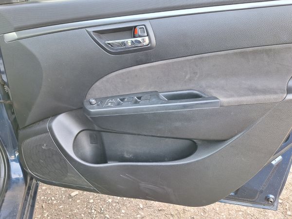 Suzuki Swift 1.2L I-STYLE Petrol Automatic 326444438