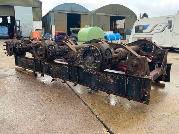 Trailer Trailer 1300mm SAF Axle. Disc Brakes..... 326694058
