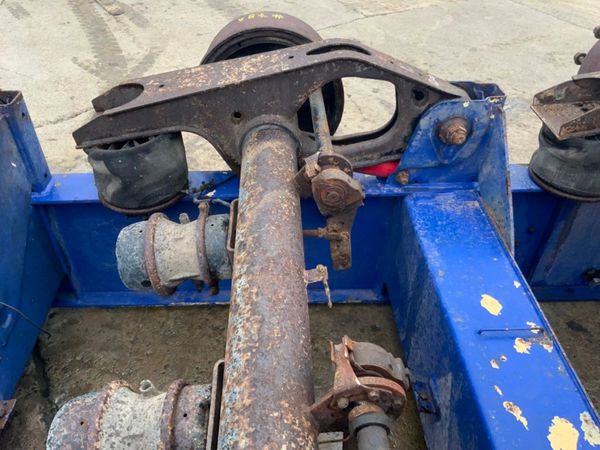 Trailer Trailer SAF Axle Trailer Bogie Assembly.. 326710589