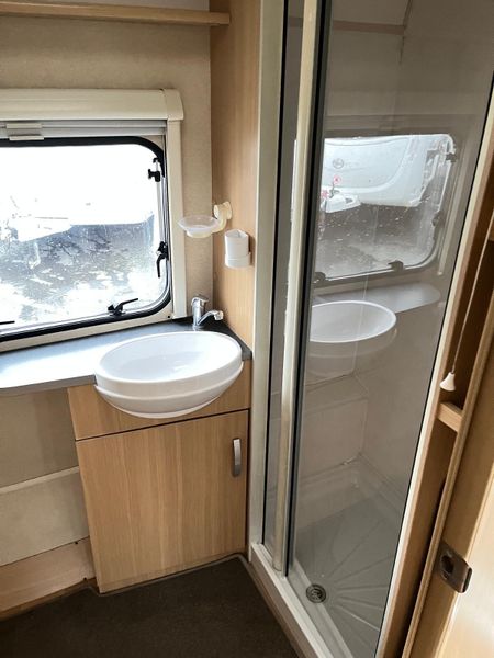 ✨STUNNING SPRITE SPORT-STYLE 2 BERTH✨ 326766526
