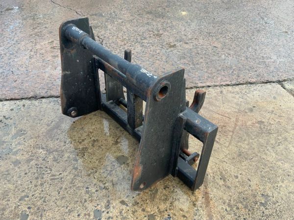 MANITOU HEADSTOCK ADAPTOR / INTERFACE..5826 326816773