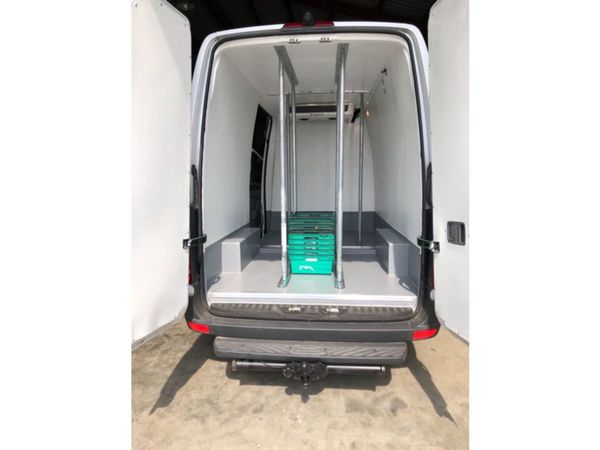Irelands NO 1 Online VAN Provider 327051824