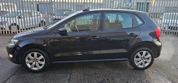 2014 Volkswagen Polo High Line Automatic 327074496