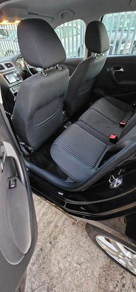 2014 Volkswagen Polo High Line Automatic 327074497
