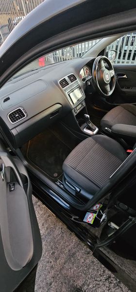 2014 Volkswagen Polo High Line Automatic 327074502
