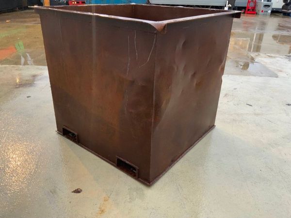 STEEL STORAGE CUBE....SCRAP METAL.....13v. 327085969