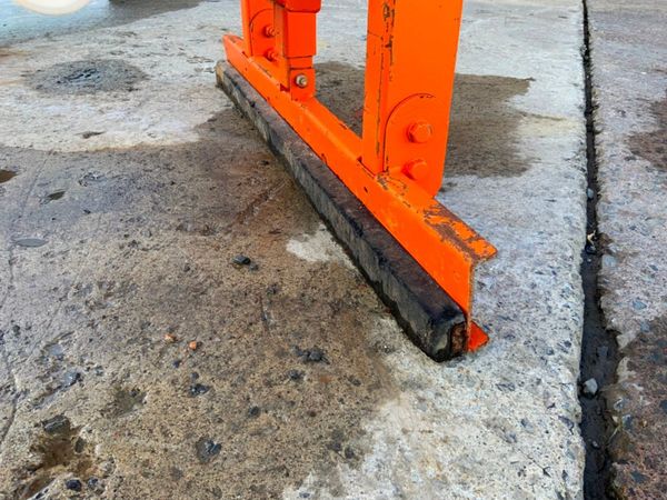 2017 EICHINGER MANUAL BLOCK GRAB......341v. 327314731