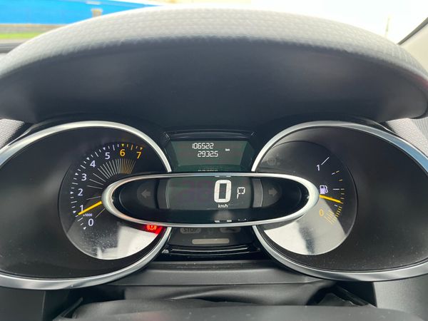 Renault Clio 2015, 1.2 5DR AUTOMATIC 327364468