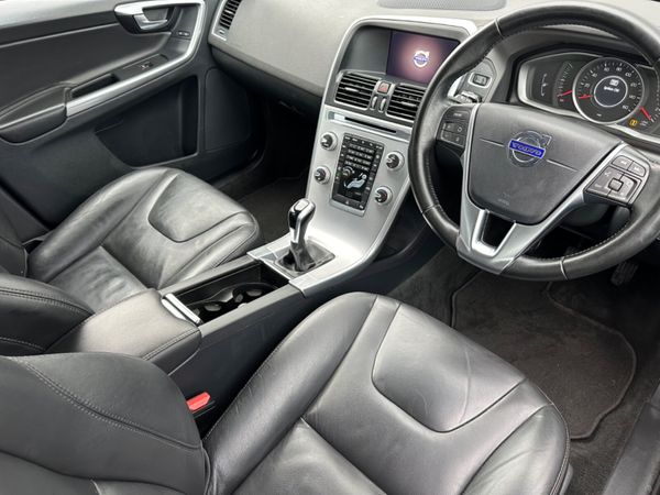 Volvo XC60 327449568
