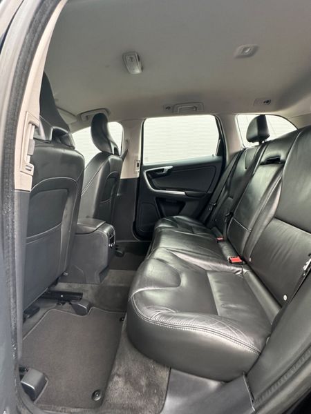 Volvo XC60 327449569