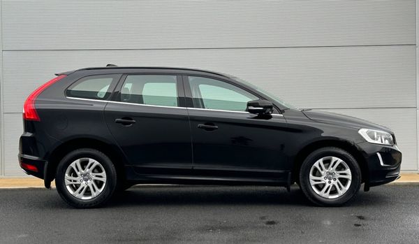 Volvo XC60 327449570