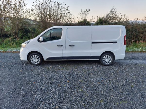 Renault Trafic 181 immaculate condition 327512565
