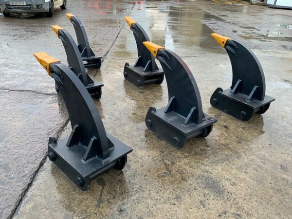 UNUSED 13 TONNE RIPPER TOOTH.....65mm PINS....... 327986162