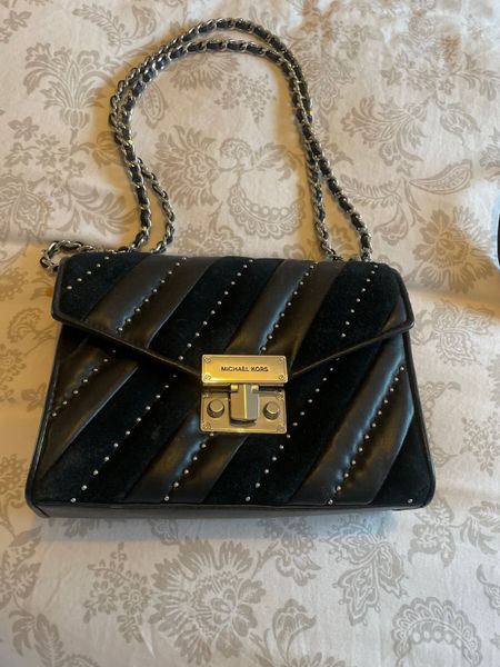 michael kors bags 52 All Sections Ads For Sale in Ireland DoneDeal