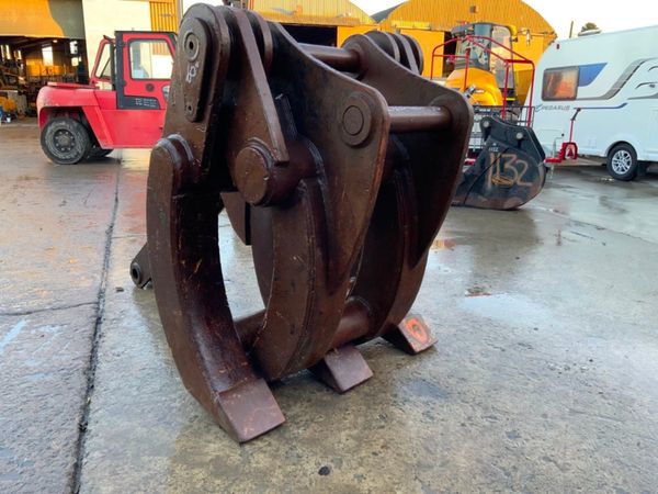 FIVE TYNE MANUAL GRAPPLE...90mm PINS....1076t. 328216184