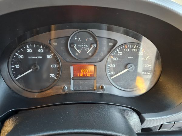 CITROEN BERLINGO // 3 SEATER // NEW CVRT 328248329
