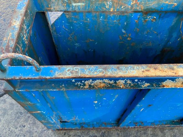 GROUND AUGER  STORAGE CRATE / STILLAGE . 328253324